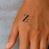 Schmetterling mit Initialen Tattoo (A-Z)