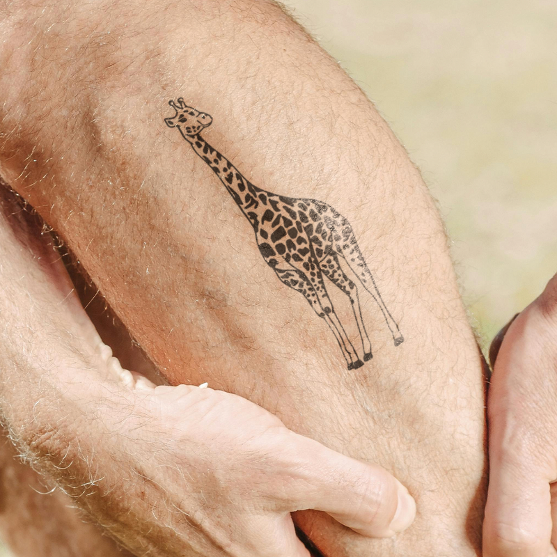 Große Giraffe Tattoo