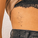 Mond und Sterne Tattoo